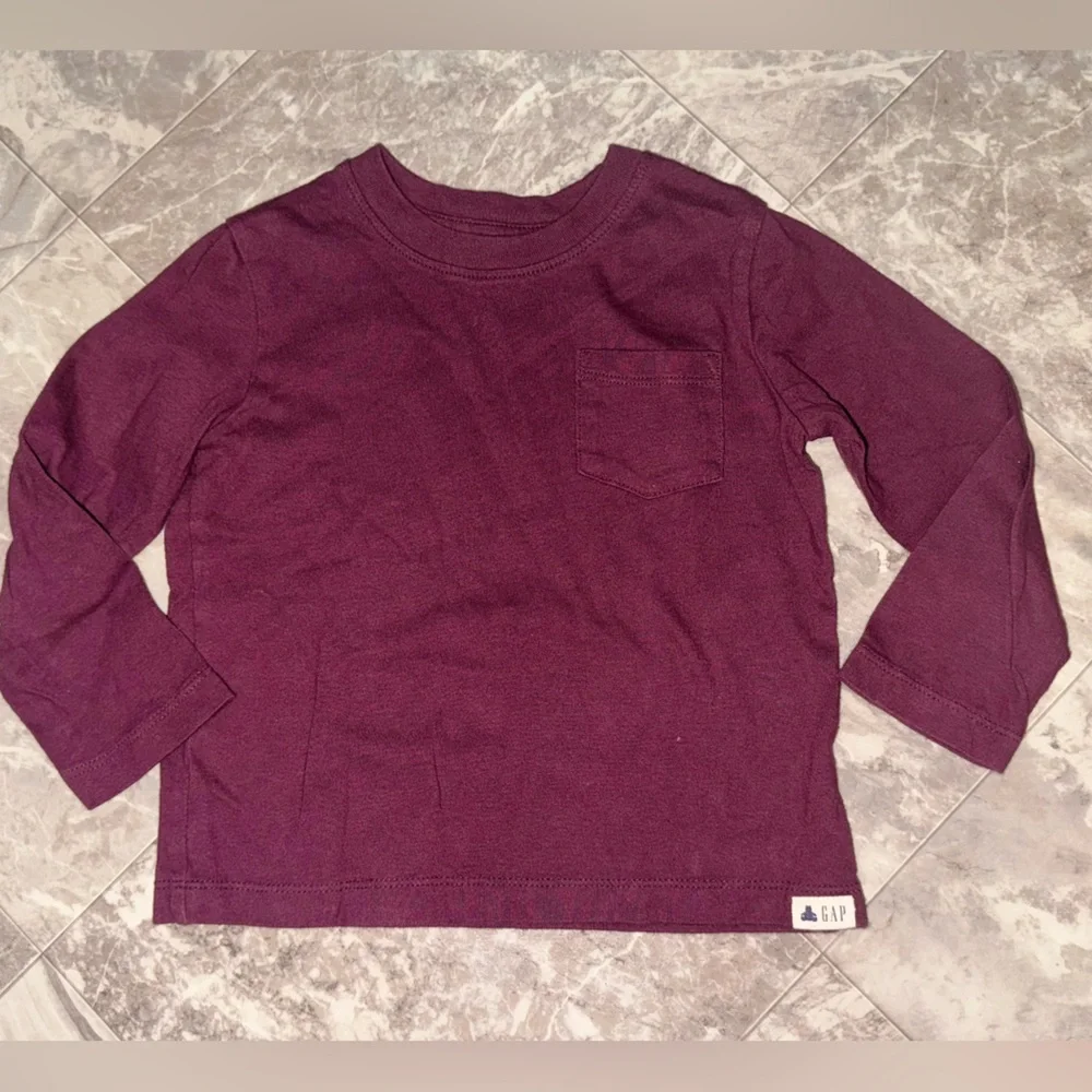 GAP Toddler Boys 2T Long Sleeve Shirts 3 Piece Bundle